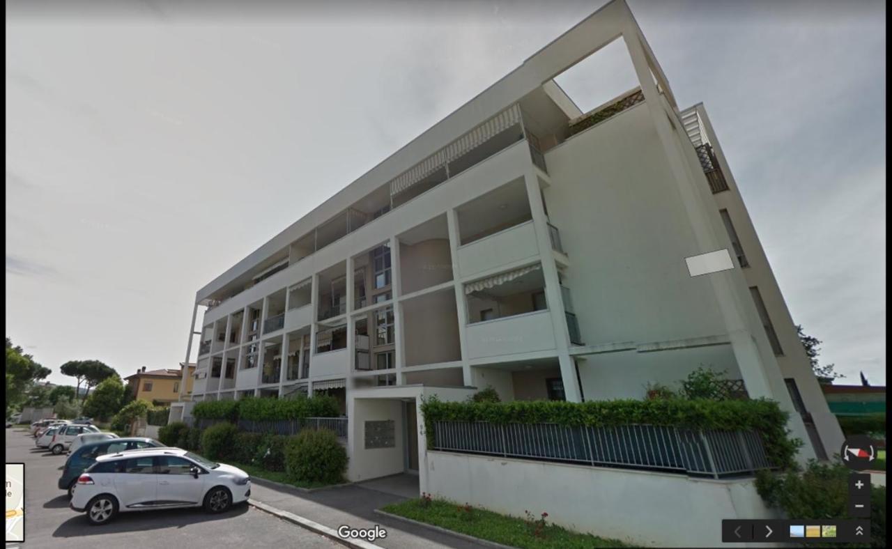 Апартаменты Palazzo Wanny Free Parking & Terrace Флоренция Экстерьер фото