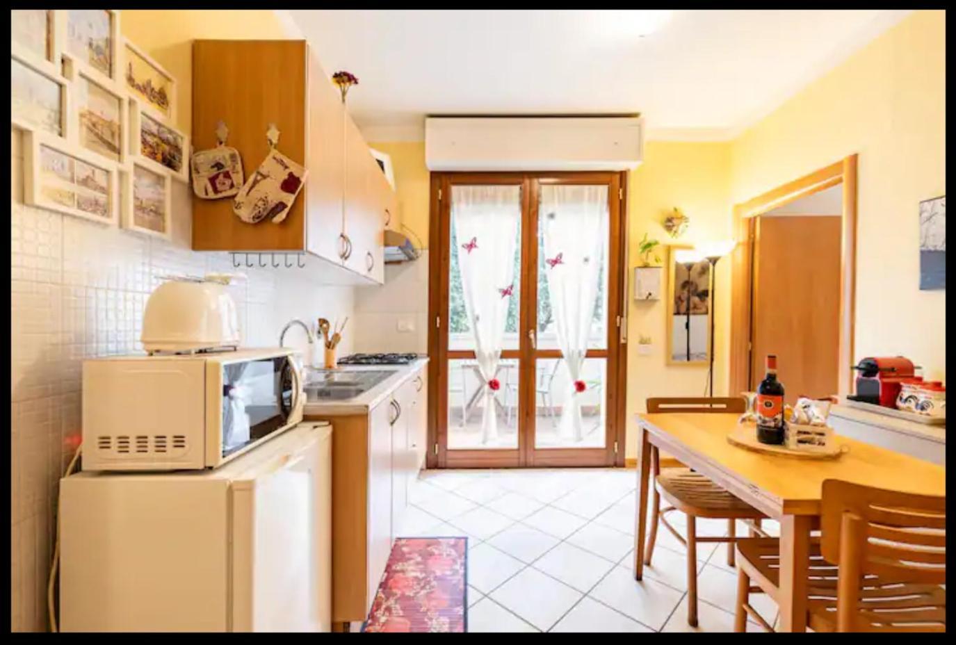 Апартаменты Palazzo Wanny Free Parking & Terrace Флоренция Экстерьер фото